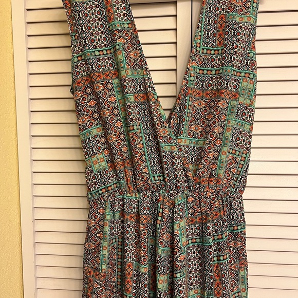 Whisper Shorts Romper/Jumper Sz M - Picture 2 of 8